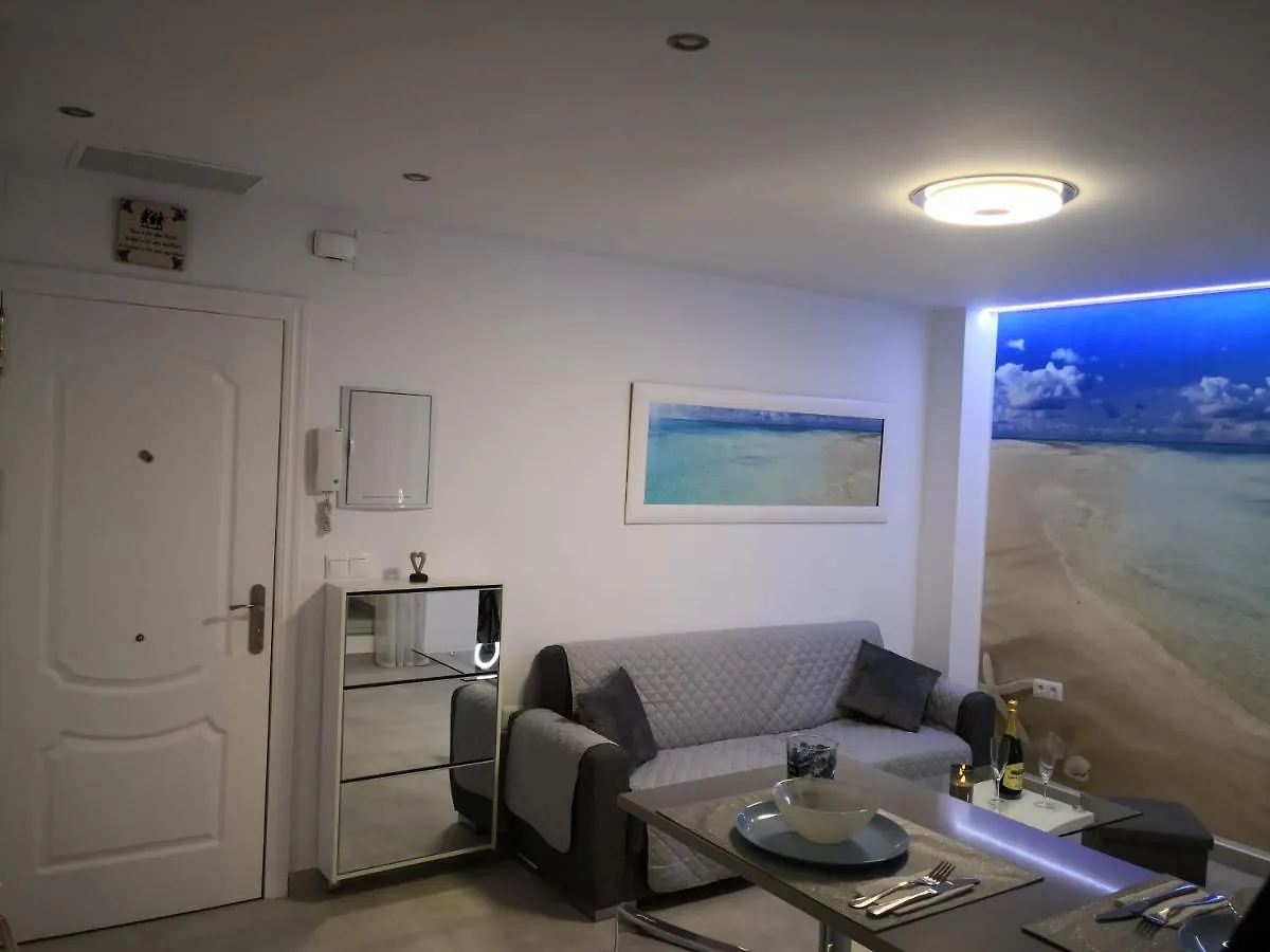 Blue Horizon Luxury Apartment Nerja 0*,  Spanje