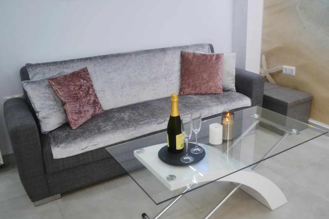 Blue Horizon Luxury Apartment Nerja 0*,  Spanien