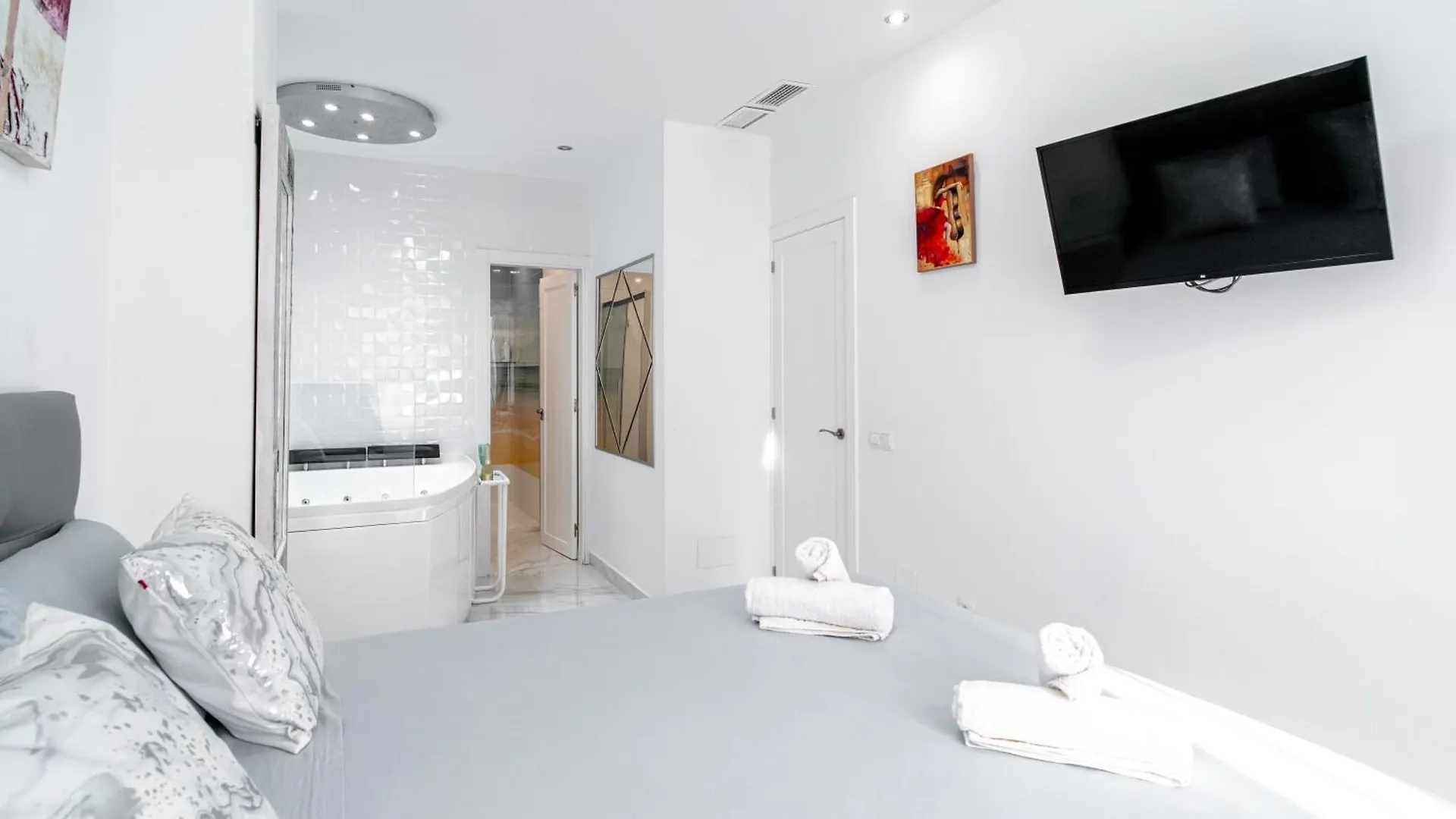 Blue Horizon Luxury Apartment Nerja 0*,  Spanien