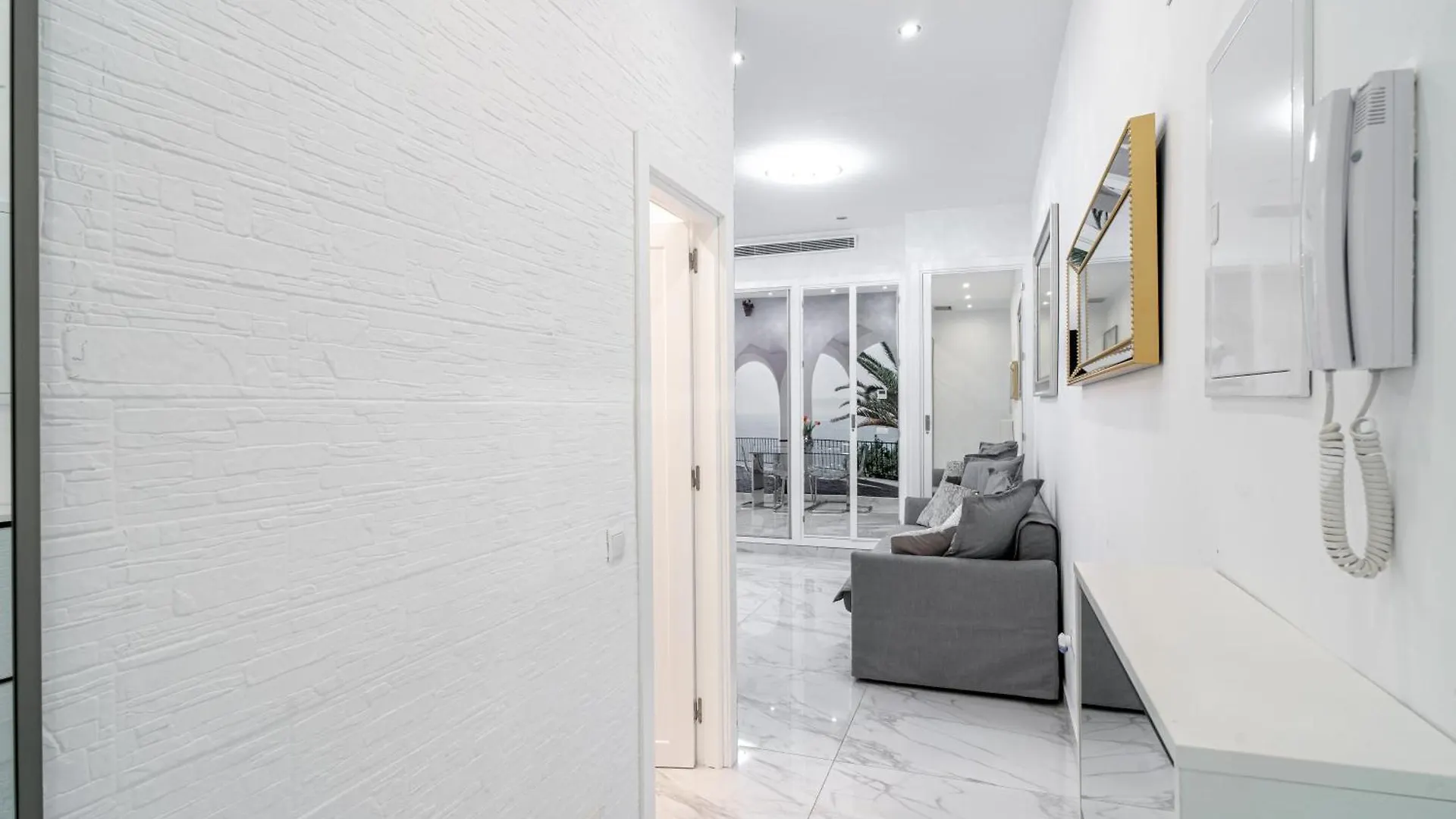 Blue Horizon Luxury Apartment Nerja 0*,